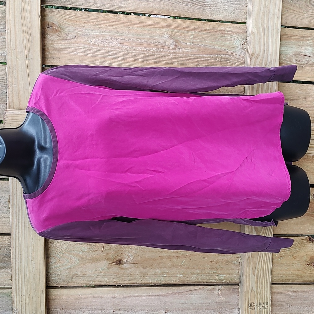 🏵️ Diane Von Furstenberg Pink and Purple Silk Blouse